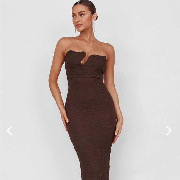 Selfie Leslie - HORIZON STRAPLESS TEXTURED MIDI DRESS CHOCOLATE - NEW - Size M - Picture 6 of 7